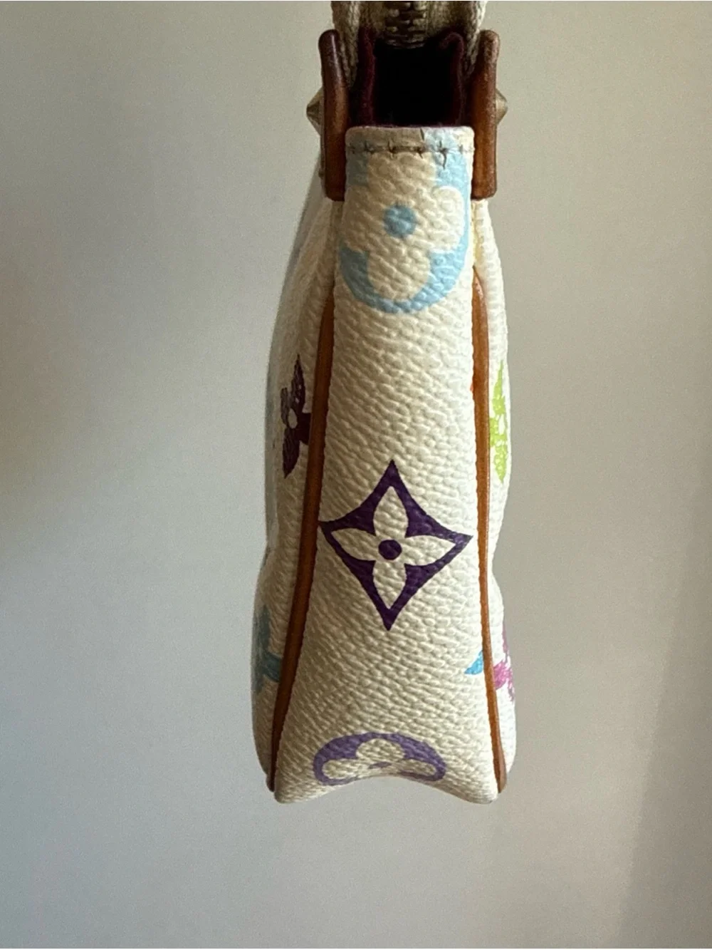 Louis Vuitton Murakami White Multicolor Pochette Vintage Takashi